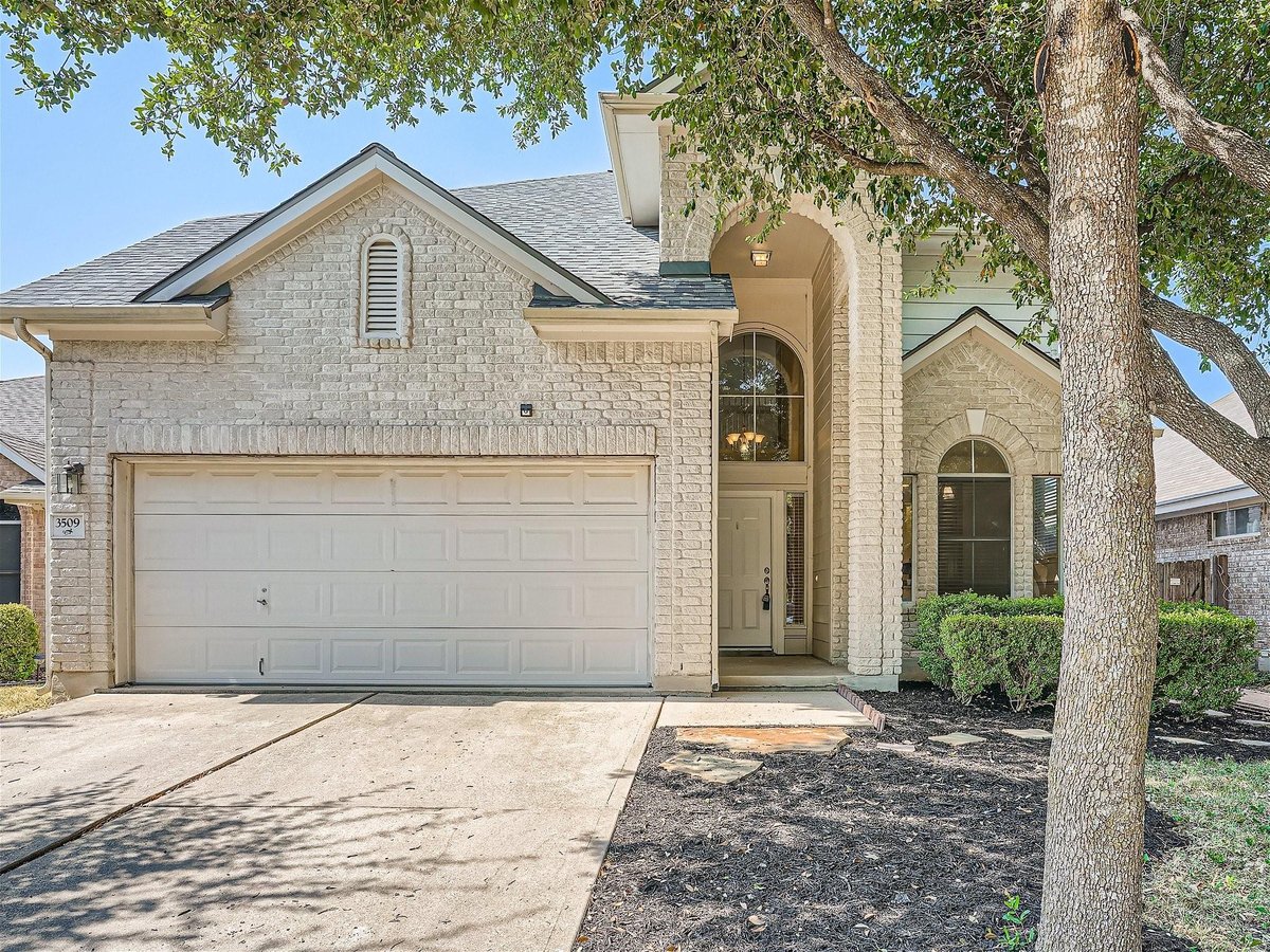View 3509 Roller Xing in Bratton Hill 3509 Roller Xing - front exterior - Luxury home in Bratton Hill, Austin, TX