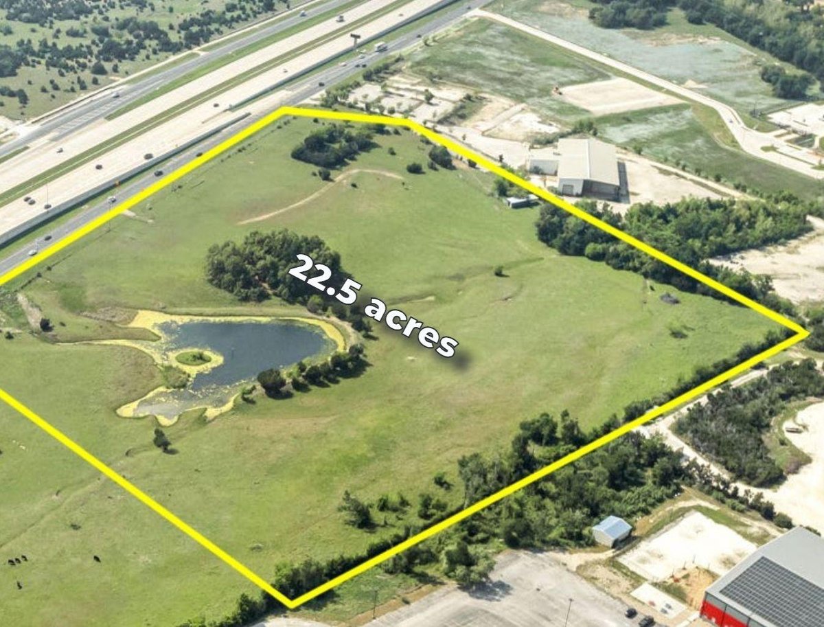 View 351 County Road 271 (Tollway 183-A) in Elijah D Harmon Surv Abs #6 351 County Road 271 (Tollway 183-A) - property photo 1 - Luxury home in Elijah D Harmon Surv Abs #6, Leander, TX