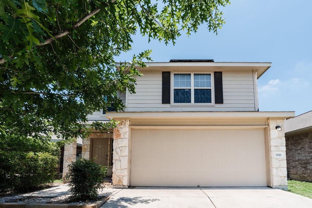 View 3516 Breckenridge Dr in Colorado Crossing Iv Sec 3 3516 Breckenridge Dr - front exterior - Luxury home in Colorado Crossing Iv Sec 3, Austin, TX