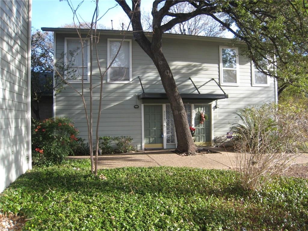 View 3523 Greystone Dr in Greystone Twnhs 3523 Greystone Dr - property photo 1 - Luxury home in Greystone Twnhs, Austin, TX