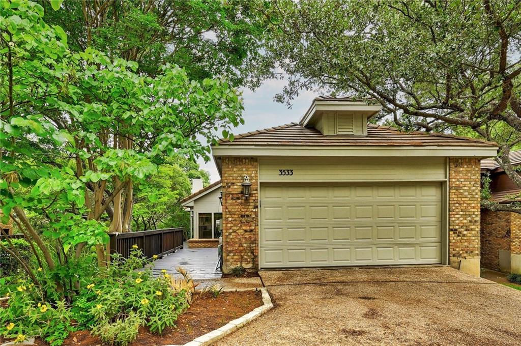 View 3533 Fawn Creek PATH in Deer Creek 3533 Fawn Creek PATH - front exterior - Luxury home in Deer Creek, Austin, TX