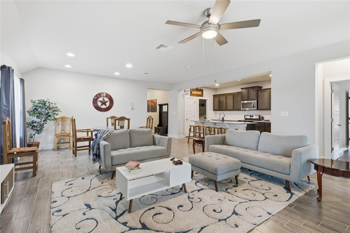 View 3543 Pauling LOOP in Madsen Ranch Ph 1 3543 Pauling LOOP - property photo 1 - Luxury home in Madsen Ranch Ph 1, Round Rock, TX