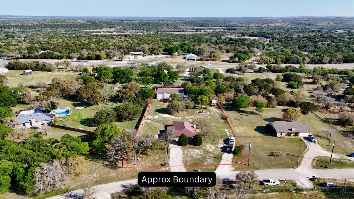 View 357 Cr 3080 in Cripple Creek 357 Cr 3080 - front exterior - Luxury home in Cripple Creek, Lampasas, TX