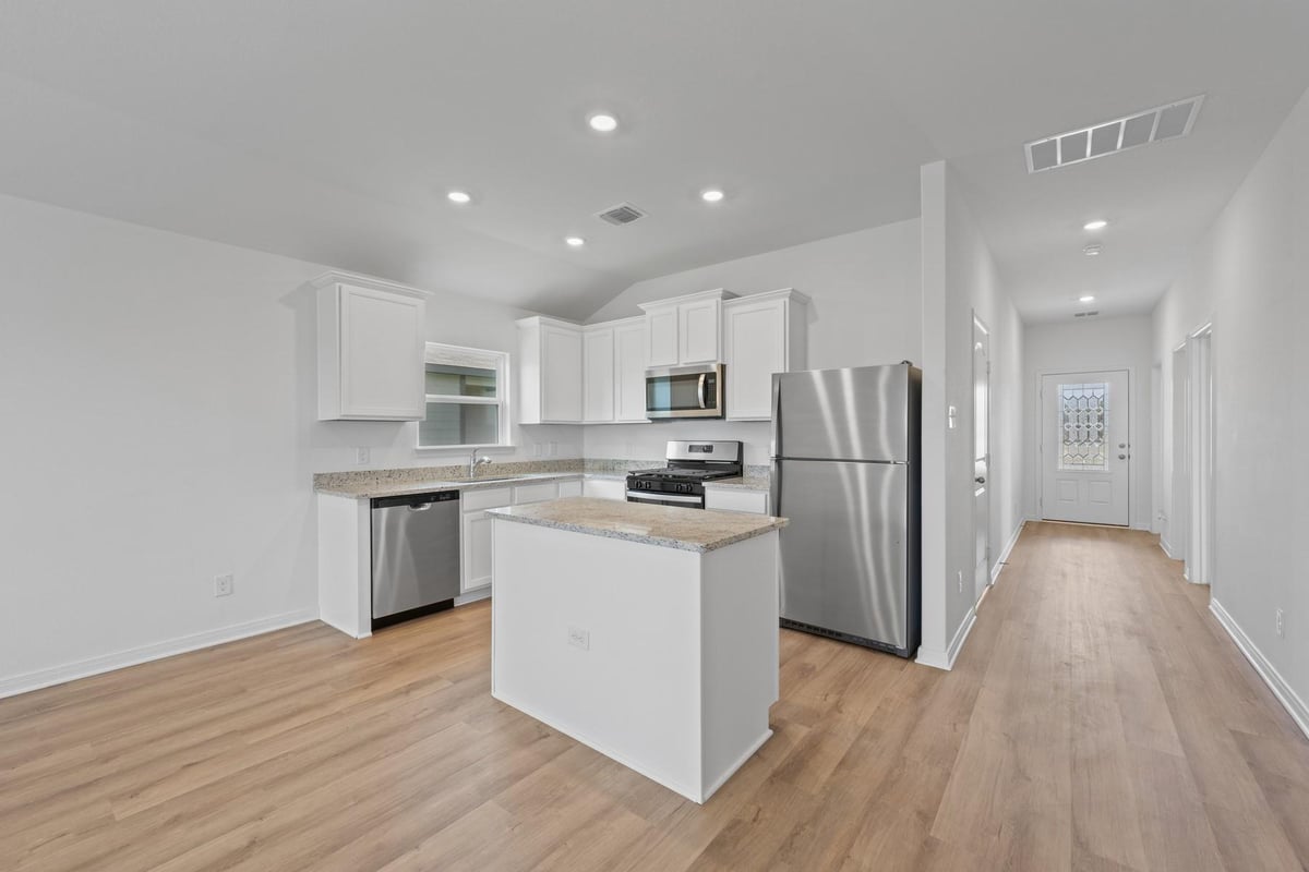 Living area at 360  Low Pasture Trl - 3 bed 2 bath home