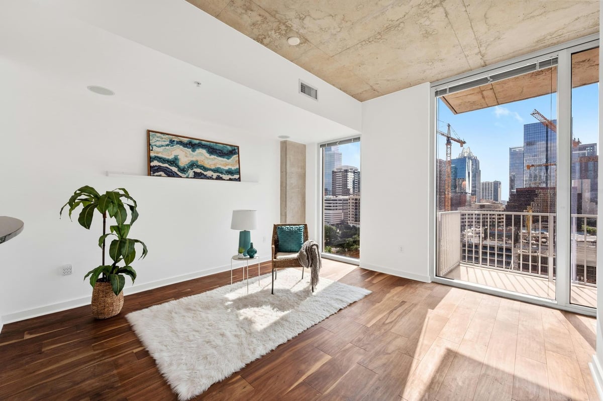 Living area at 360 Nueces St Unit #1407 - 1 bed 1 bath home