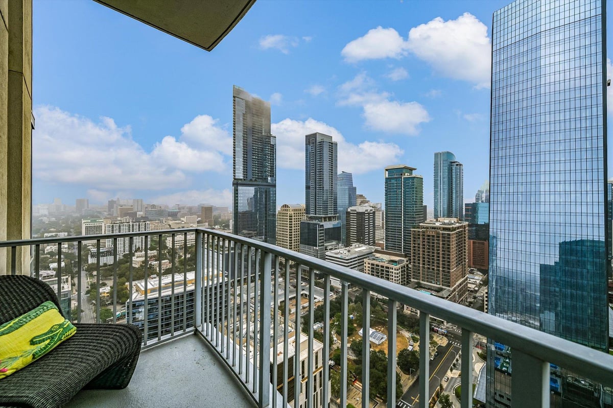 View 360 Nueces St Unit #3609 in Residential Condo Amd 360 360 Nueces St Unit #3609 - front exterior - Luxury home in Residential Condo Amd 360, Austin, TX