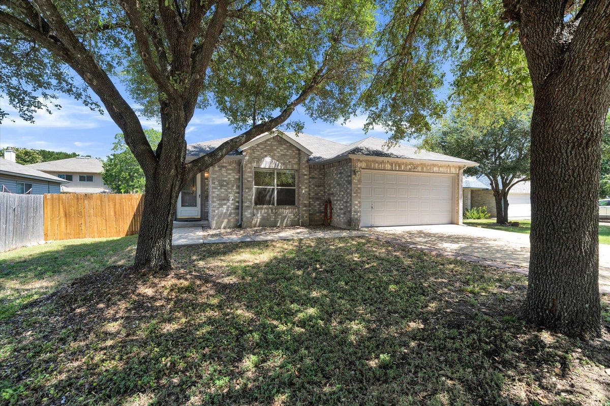 View 3602 Meadow Park DR in Meadow Lake Sec 06 3602 Meadow Park DR - front exterior - Luxury home in Meadow Lake Sec 06, Round Rock, TX