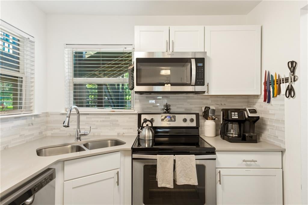 View 3604 Clawson RD Unit #103 in Hampton Park Condos 3604 Clawson RD Unit #103 - front exterior - Luxury home in Hampton Park Condos, Austin, TX