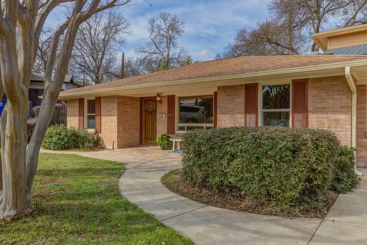 View 3606 Winfield CV in Barton Oaks 3606 Winfield CV - front exterior - Luxury home in Barton Oaks, Austin, TX