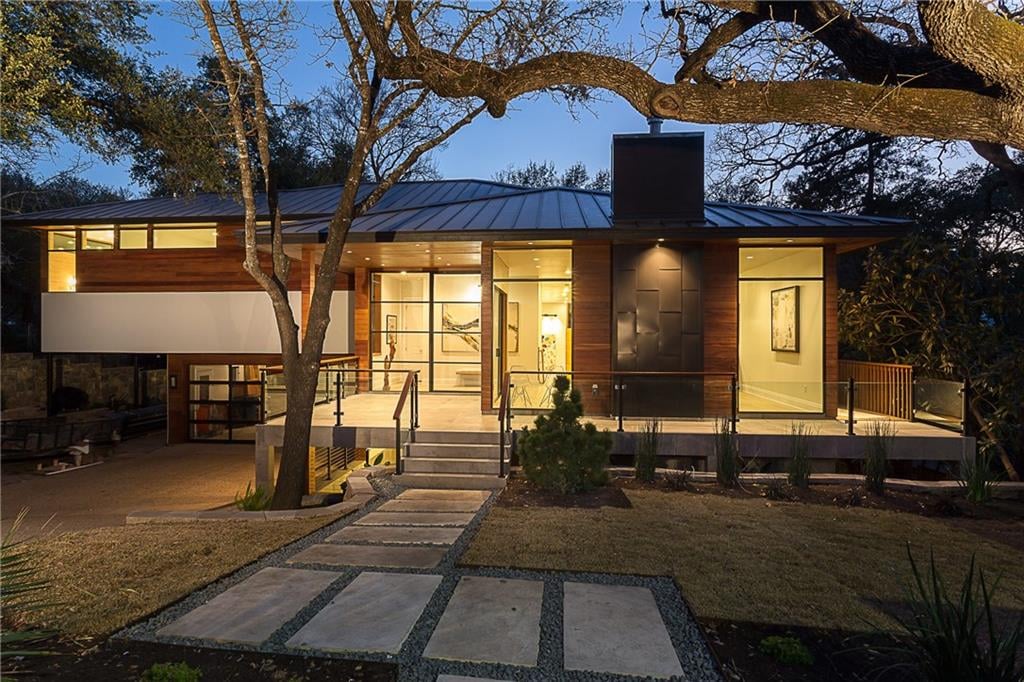 View 3607 Bridle Path in Tarrytown 3607 Bridle Path - property photo 1 - Luxury home in Tarrytown, Austin, TX
