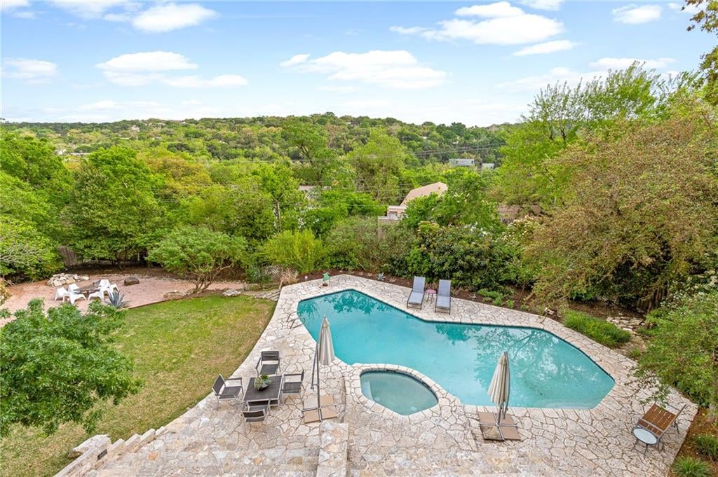 View 3607 Laurel Ledge Ln in Highland Hills Sec 08 3607 Laurel Ledge Ln - property photo 1 - Luxury home in Highland Hills Sec 08, Austin, TX