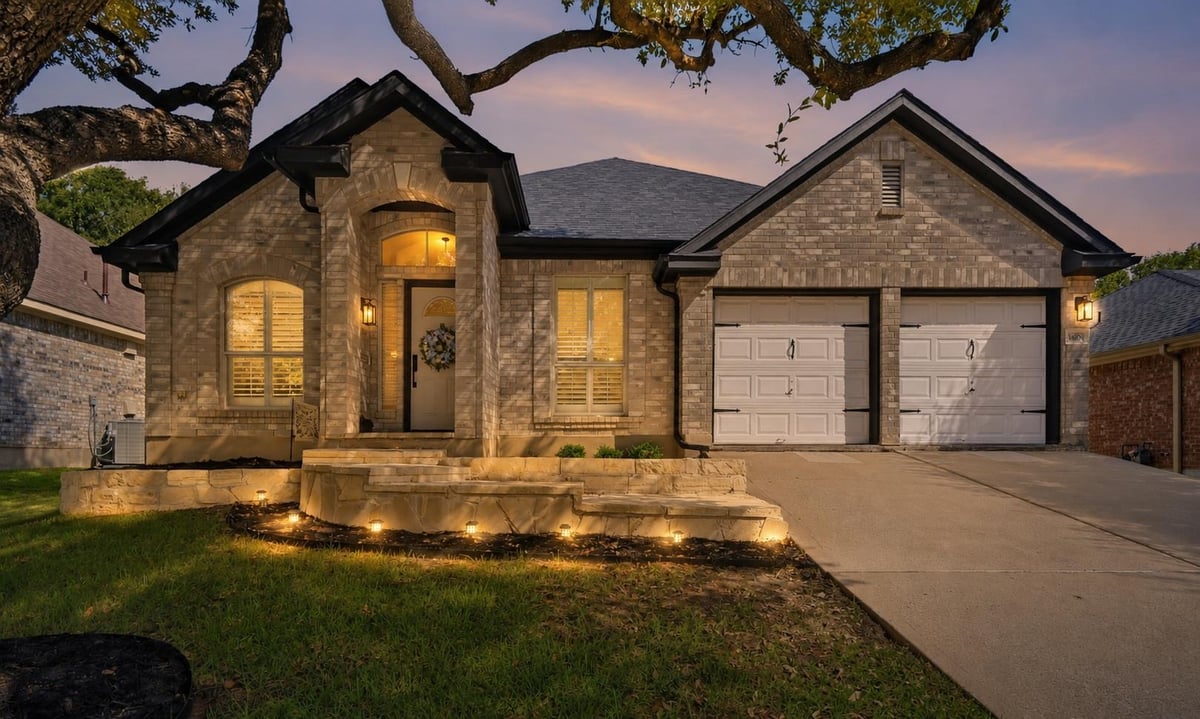 View 3608 Bird House DR in Eagle Ridge Sec 02 3608 Bird House DR - property photo 1 - Luxury home in Eagle Ridge Sec 02, Round Rock, TX