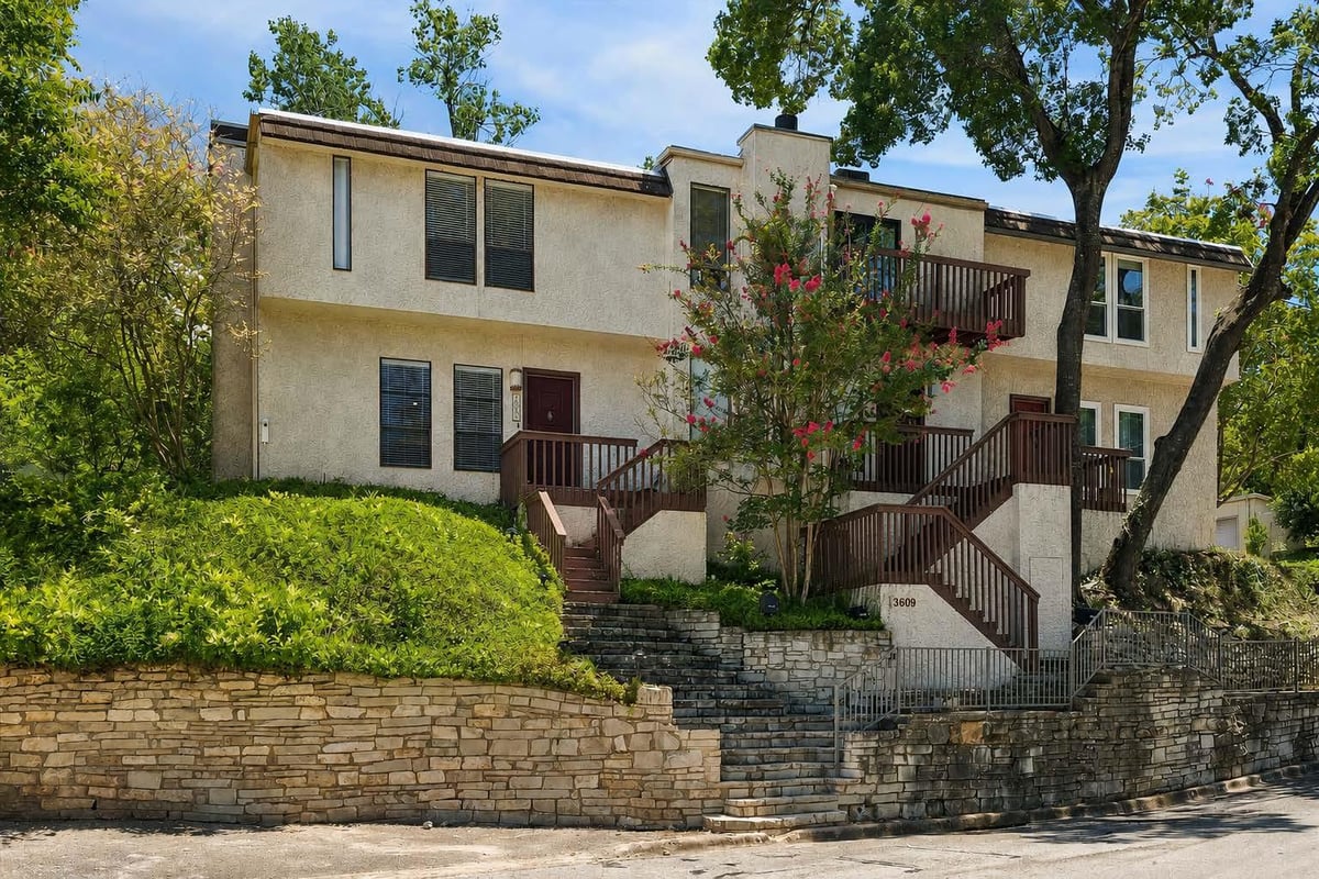 View 3609 Las Colinas DR Unit #A in Las Colinas Amended 3609 Las Colinas DR Unit #A - property photo 1 - Luxury home in Las Colinas Amended, Austin, TX
