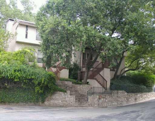 View 3609 Las Colinas Dr Unit #B in Las Colinas Amended 3609 Las Colinas Dr Unit #B - property photo 1 - Luxury home in Las Colinas Amended, Austin, TX