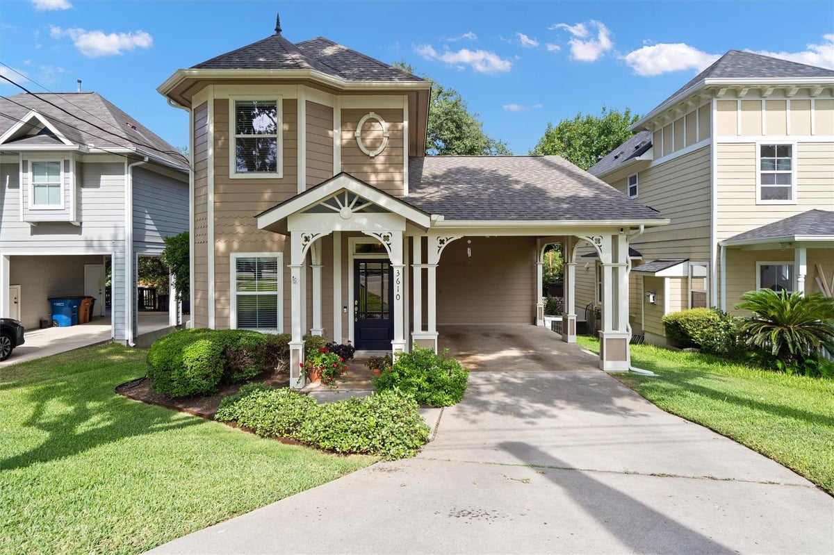 View 3610 S 2nd ST in Victorian Oaks 3610 S 2nd ST - property photo 1 - Luxury home in Victorian Oaks, Austin, TX