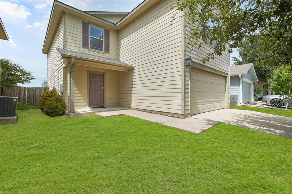 View 3612 Autumn Bay Dr in Colorado Crossing 02 Sec 01 3612 Autumn Bay Dr - front exterior - Luxury home in Colorado Crossing 02 Sec 01, Austin, TX