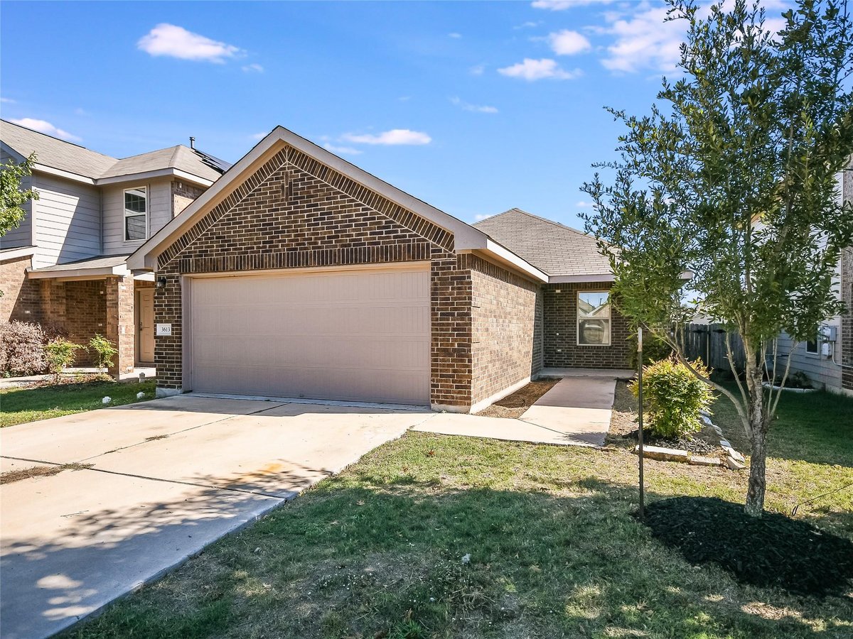 View 3613 Breckenridge Dr in Colorado Crossing Iv Sec 3 3613 Breckenridge Dr - front exterior - Luxury home in Colorado Crossing Iv Sec 3, Austin, TX