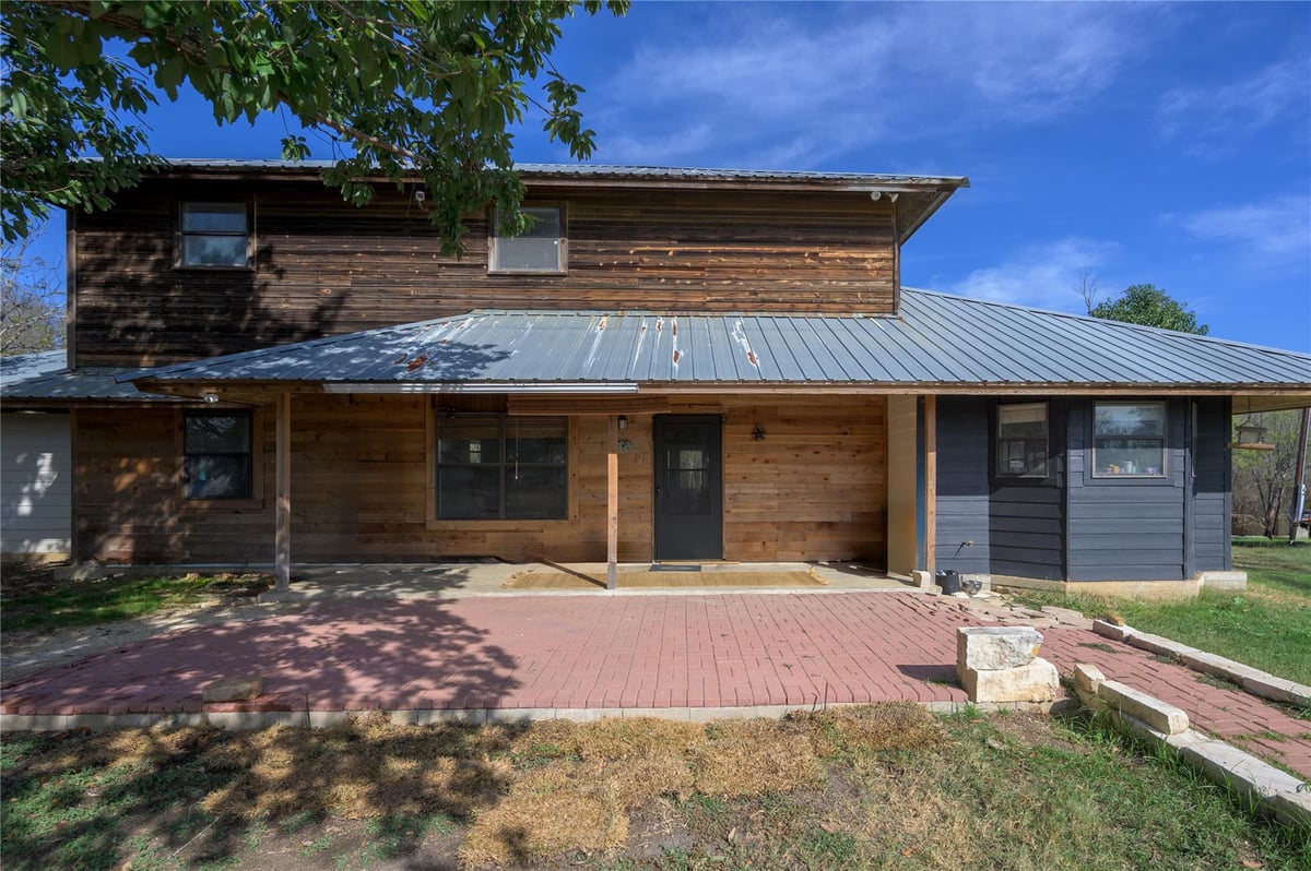 View 368 Lytton Ln in Gideon Pace League A-230 368 Lytton Ln - front exterior - Luxury home in Gideon Pace League A-230, Dale, TX