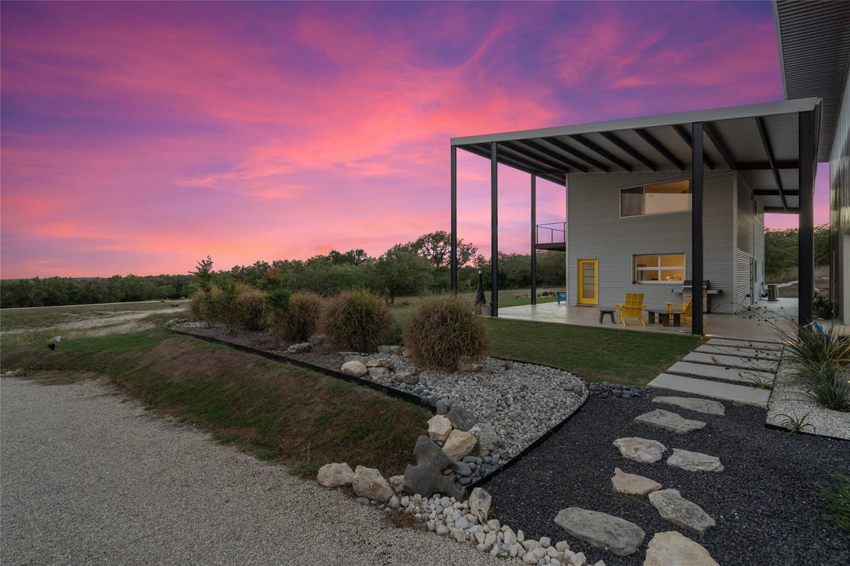 370  Gray Wolf - front exterior - Luxury home in The Hills of Madrone Ranch, Blanco, TX