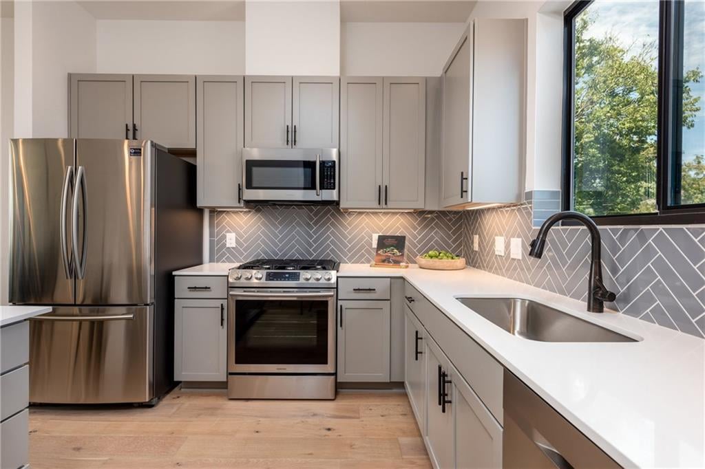 View 3700 Clawson Rd Unit #405 in Clawson Ridge Condominiums 3700 Clawson Rd Unit #405 - front exterior - Luxury home in Clawson Ridge Condominiums, Austin, TX