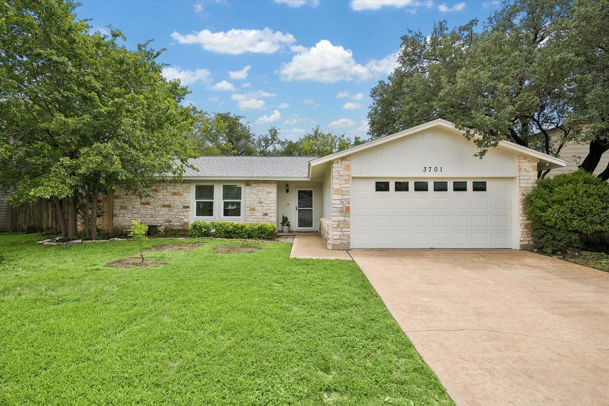 View 3701 Gable DR in Walnut Crossing Sec 05-A 3701 Gable DR - front exterior - Luxury home in Walnut Crossing Sec 05-A, Austin, TX
