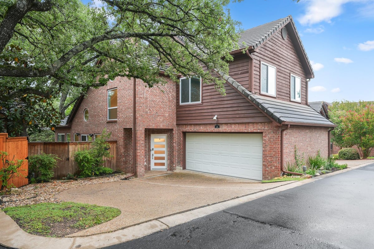 View 3702 Terrina ST Unit #O15 in North Park Patio Homes Amd 3702 Terrina ST Unit #O15 - front exterior - Luxury home in North Park Patio Homes Amd, Austin, TX