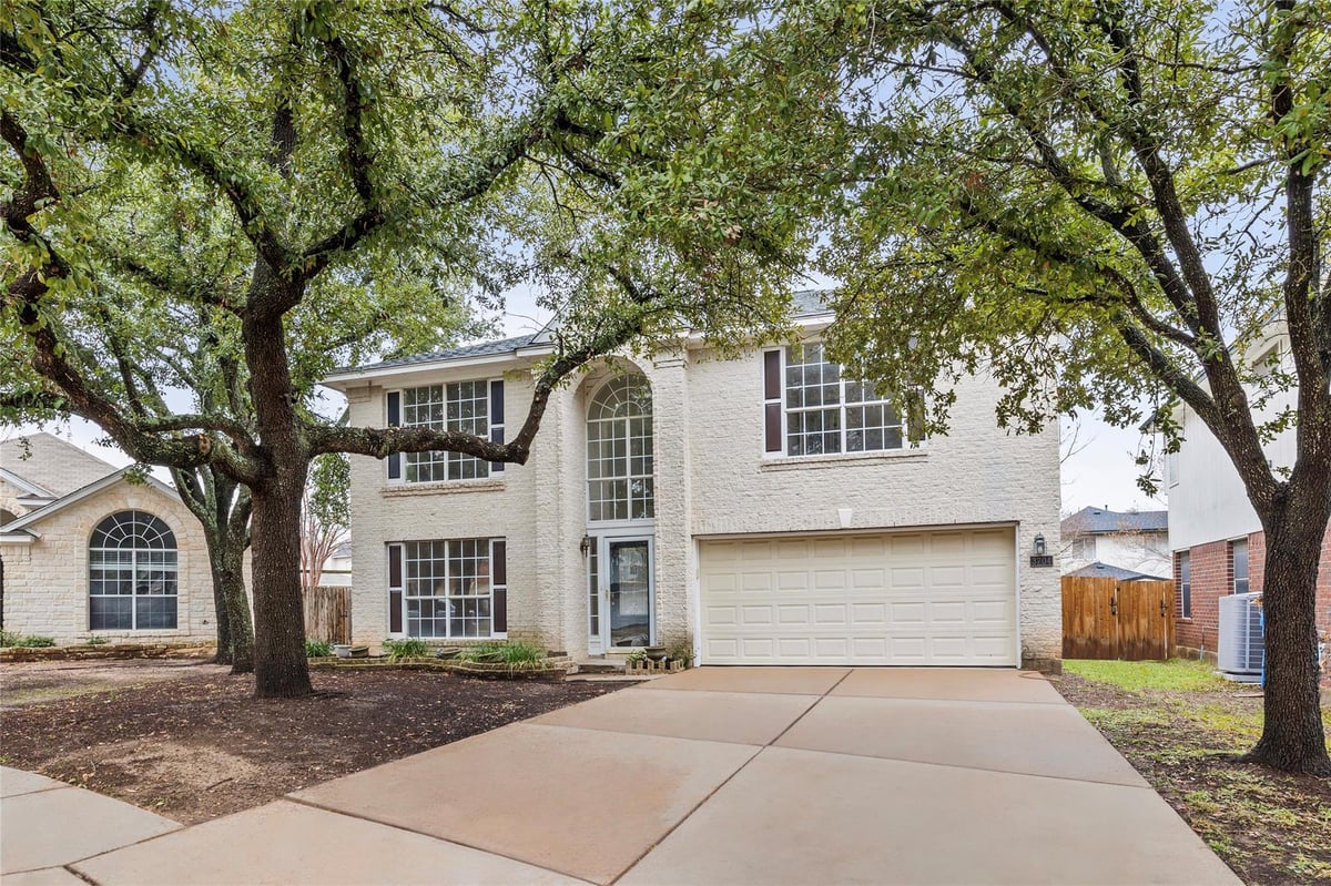 View 3704 Ecorio Ct in Willow Run 3704 Ecorio Ct - front exterior - Luxury home in Willow Run, Austin, TX