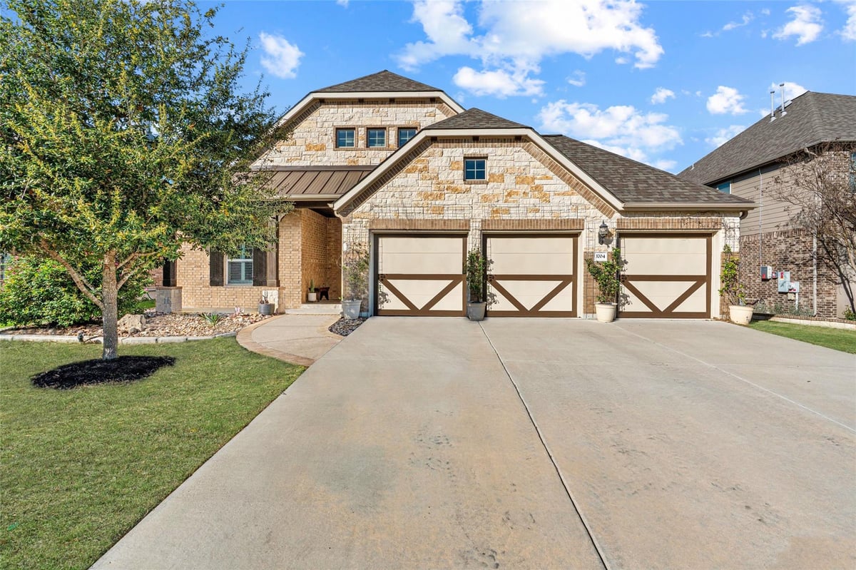 View 3704 Gildas PATH in Avalon 3704 Gildas PATH - front exterior - Luxury home in Avalon, Pflugerville, TX
