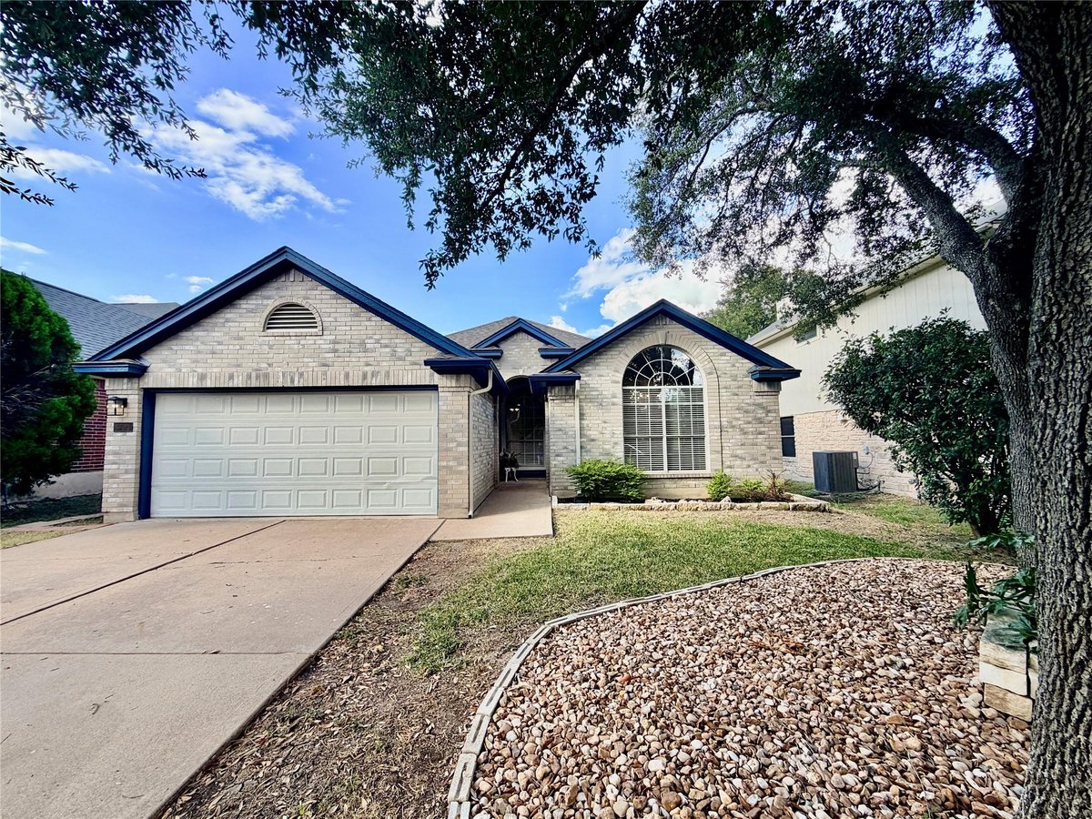 View 3704 Kissman DR in Willow Run Sec 06 3704 Kissman DR - property photo 1 - Luxury home in Willow Run Sec 06, Austin, TX