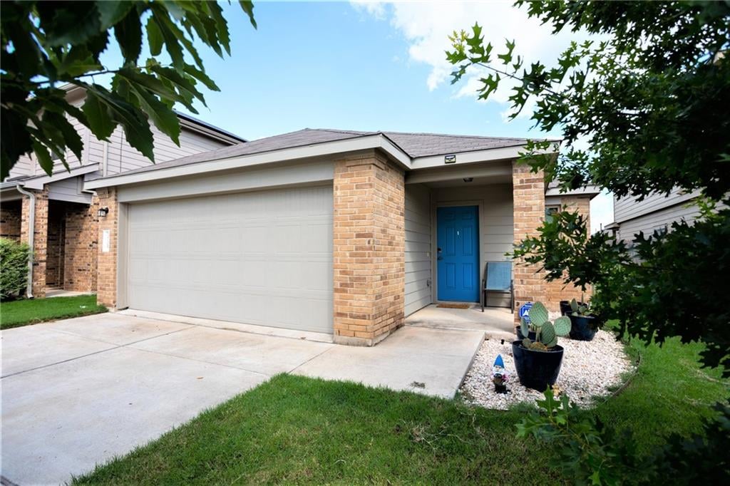 View 3705 Black Granite Dr in Colorado Crossing IV Sec 6-A 3705 Black Granite Dr - front exterior - Luxury home in Colorado Crossing IV Sec 6-A, Austin, TX