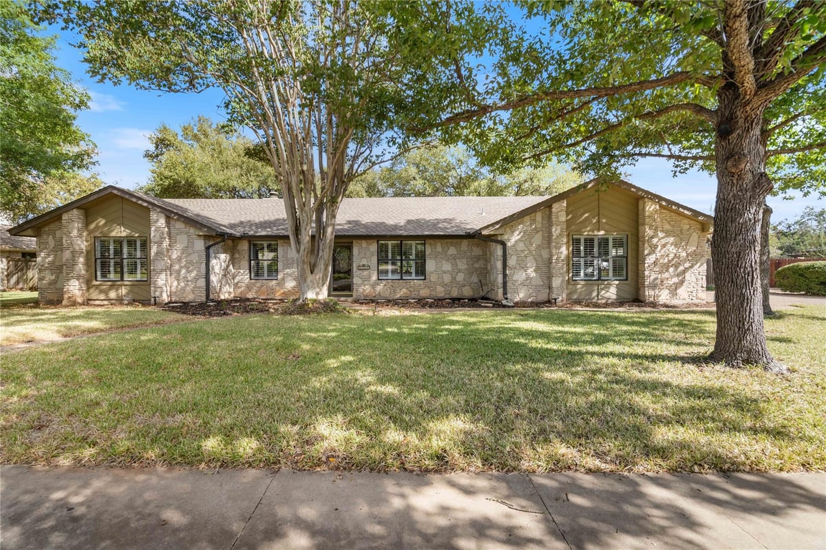 View 3708 Capistrano Trl in Shady Hollow Sec 02-A Ph 01 3708 Capistrano Trl - front exterior - Luxury home in Shady Hollow Sec 02-A Ph 01, Austin, TX
