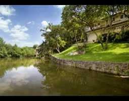 View 3708 Meadowbank Dr in Tarrytown 3708 Meadowbank Dr - property photo 1 - Luxury home in Tarrytown, Austin, TX