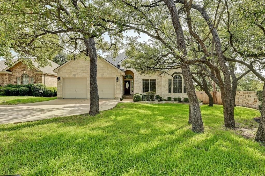 View 3709 Bayton DR in Lake Pointe Ph 02 3709 Bayton DR - property photo 1 - Luxury home in Lake Pointe Ph 02, Austin, TX