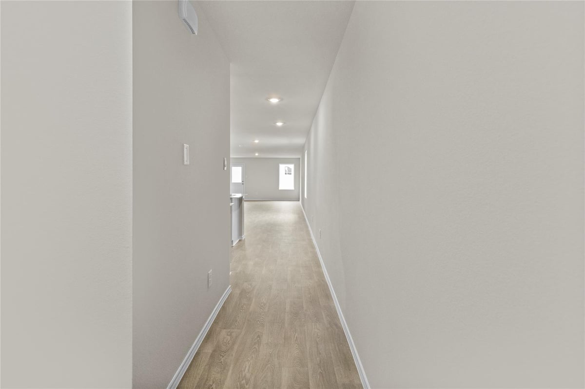 Living area at 371 Low Pasture Trl - 4 bed 2 bath home