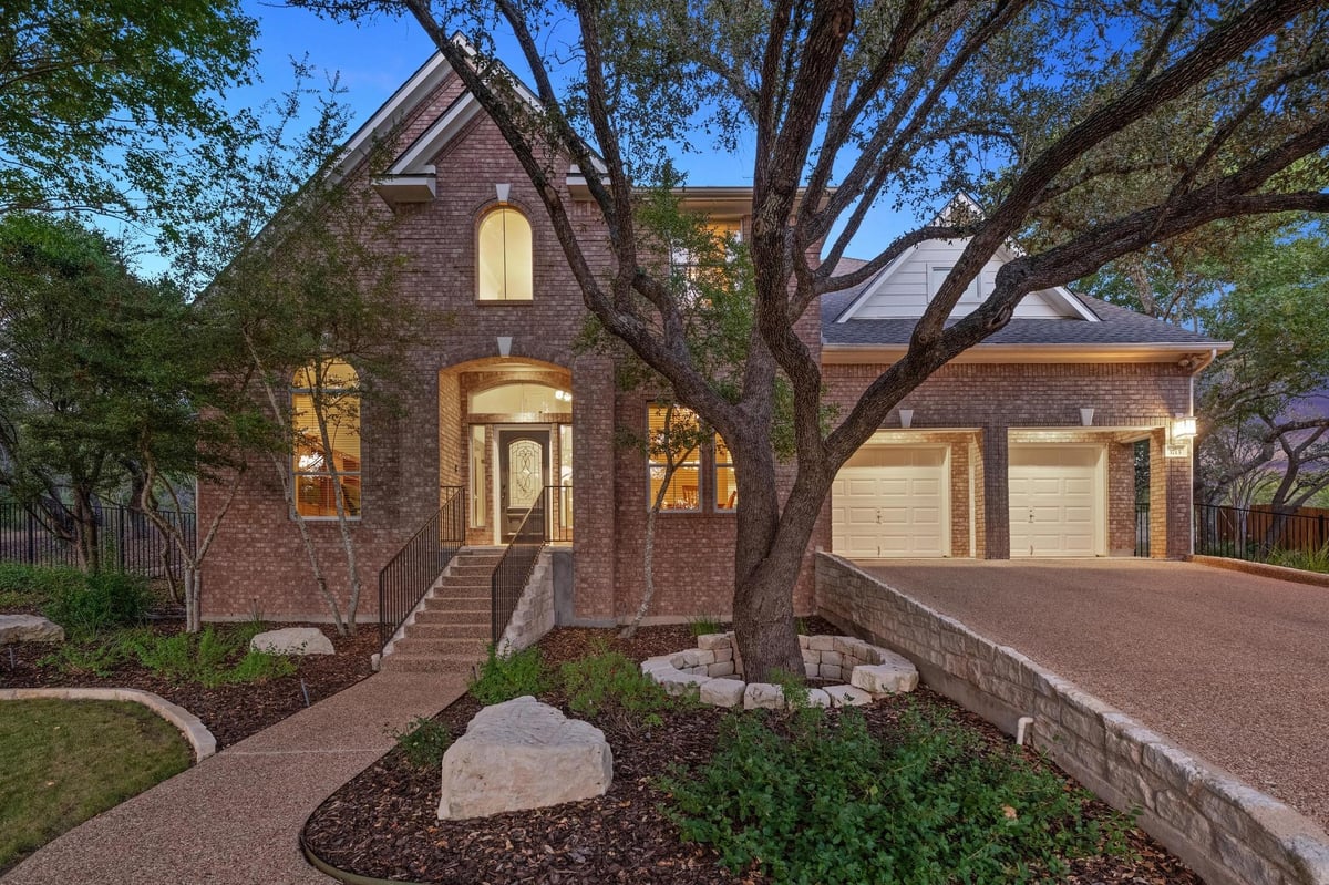 View 3713 Soledad CT in Steiner Ranch Ph 02 Sec 03-C 3713 Soledad CT - property photo 1 - Luxury home in Steiner Ranch Ph 02 Sec 03-C, Austin, TX