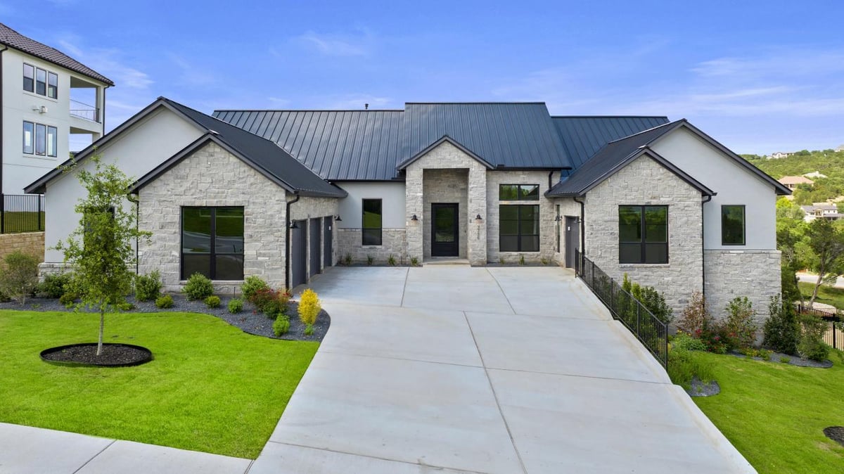 View 3725 Salento CV in Travisso - Verona Collection 3725 Salento CV - front exterior - Luxury home in Travisso - Verona Collection, Leander, TX