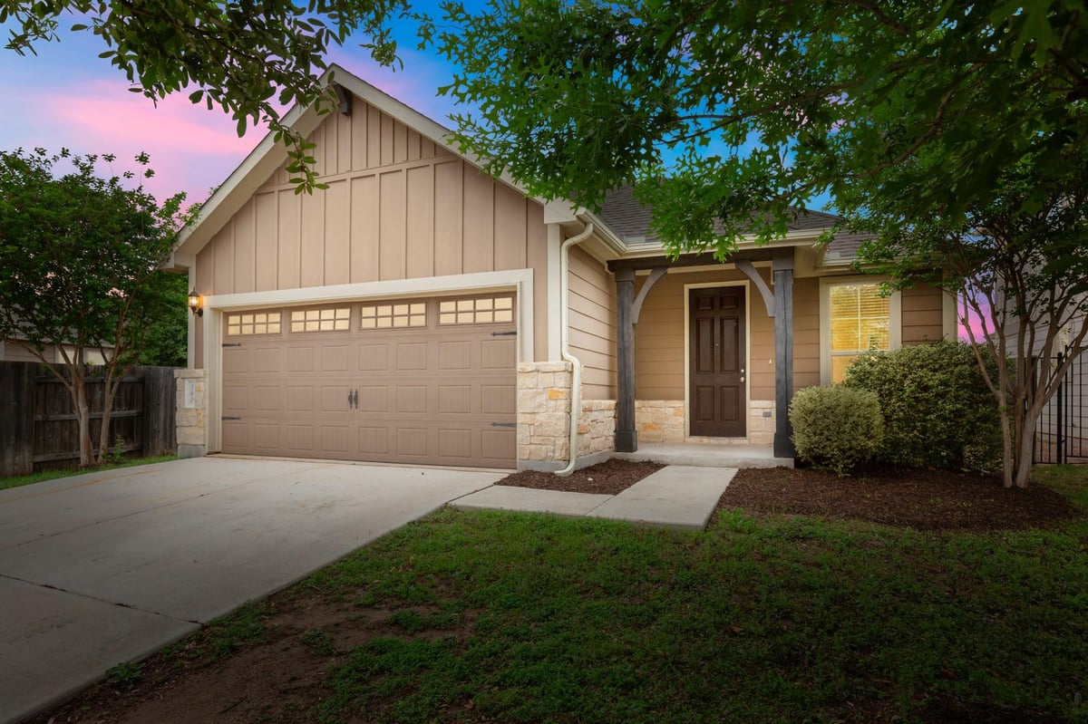 View 380 Bonnet Blvd in Rancho Sienna 380 Bonnet Blvd - front exterior - Luxury home in Rancho Sienna, Georgetown, TX