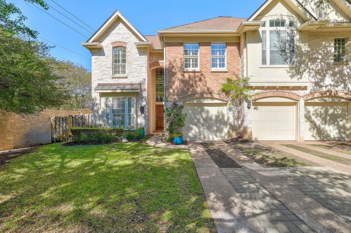 3800 Bailey Ln Unit #F-1 - front exterior - Luxury home in Tonkawa Bluff City Homes Condo, Austin, TX