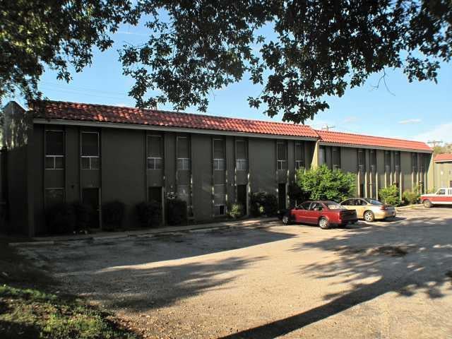 View 3806, 3810, 3812 Southway DR in Southridge Sec 02 3806, 3810, 3812 Southway DR - property photo 1 - Luxury home in Southridge Sec 02, Austin, TX
