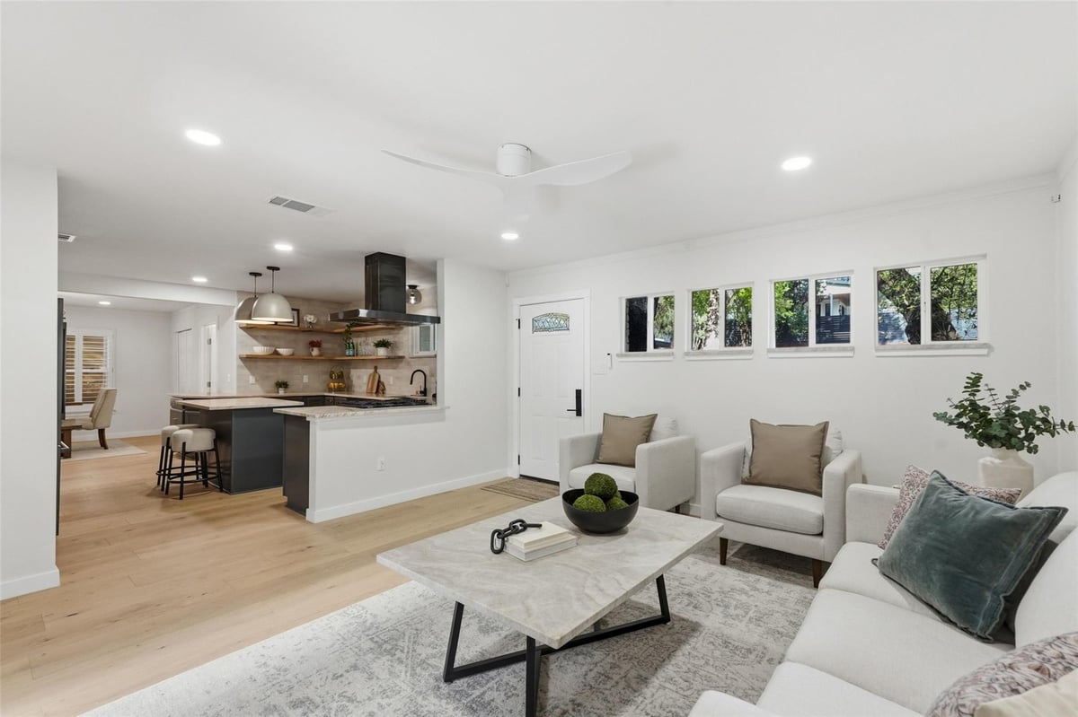 Living area at 3807 Wilson St - 3 bed 3 bath home