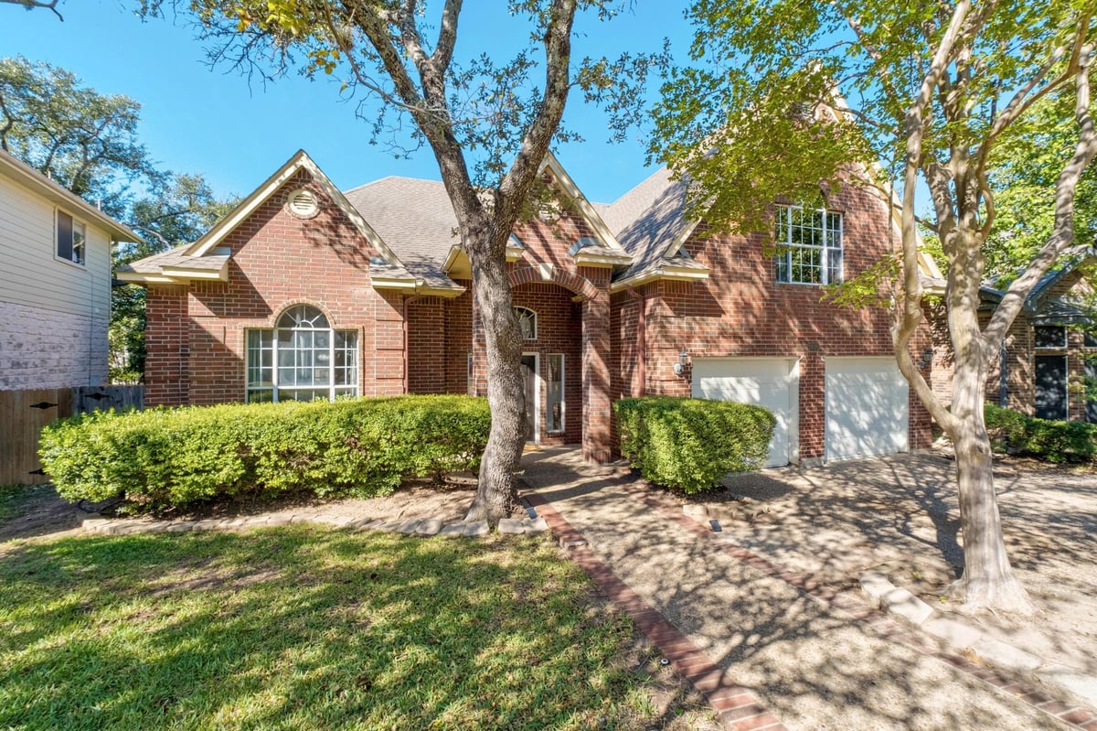 View 3808 Latimer DR in Steiner Ranch Ph 01 Sec 01 3808 Latimer DR - property photo 1 - Luxury home in Steiner Ranch Ph 01 Sec 01, Austin, TX