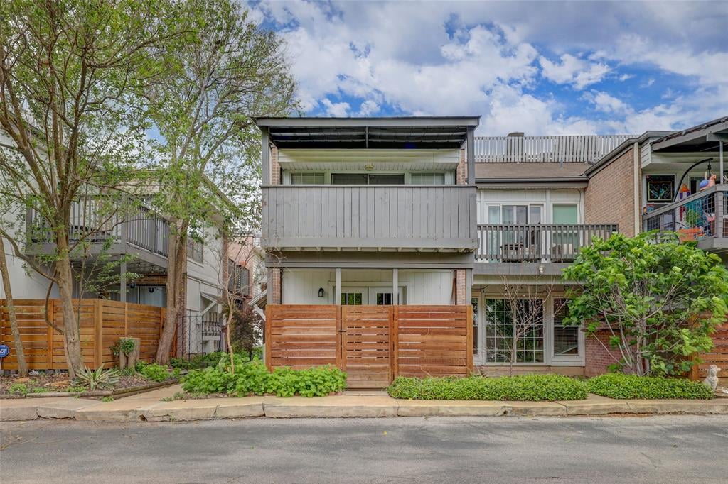 View 3809 Manchaca RD Unit #H in Coachlight Square 3809 Manchaca RD Unit #H - front exterior - Luxury home in Coachlight Square, Austin, TX