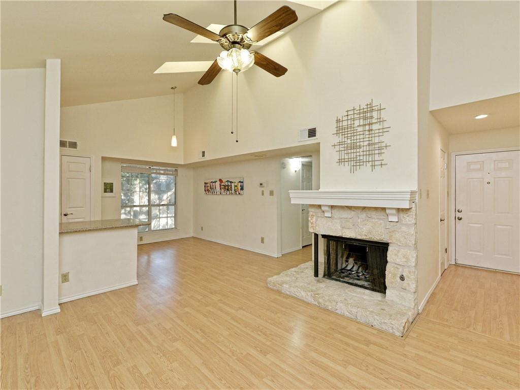 View 3809 Spicewood Springs Rd Unit #253 in Spicewood Point Twnhms Amd 3809 Spicewood Springs Rd Unit #253 - front exterior - Luxury home in Spicewood Point Twnhms Amd, Austin, TX