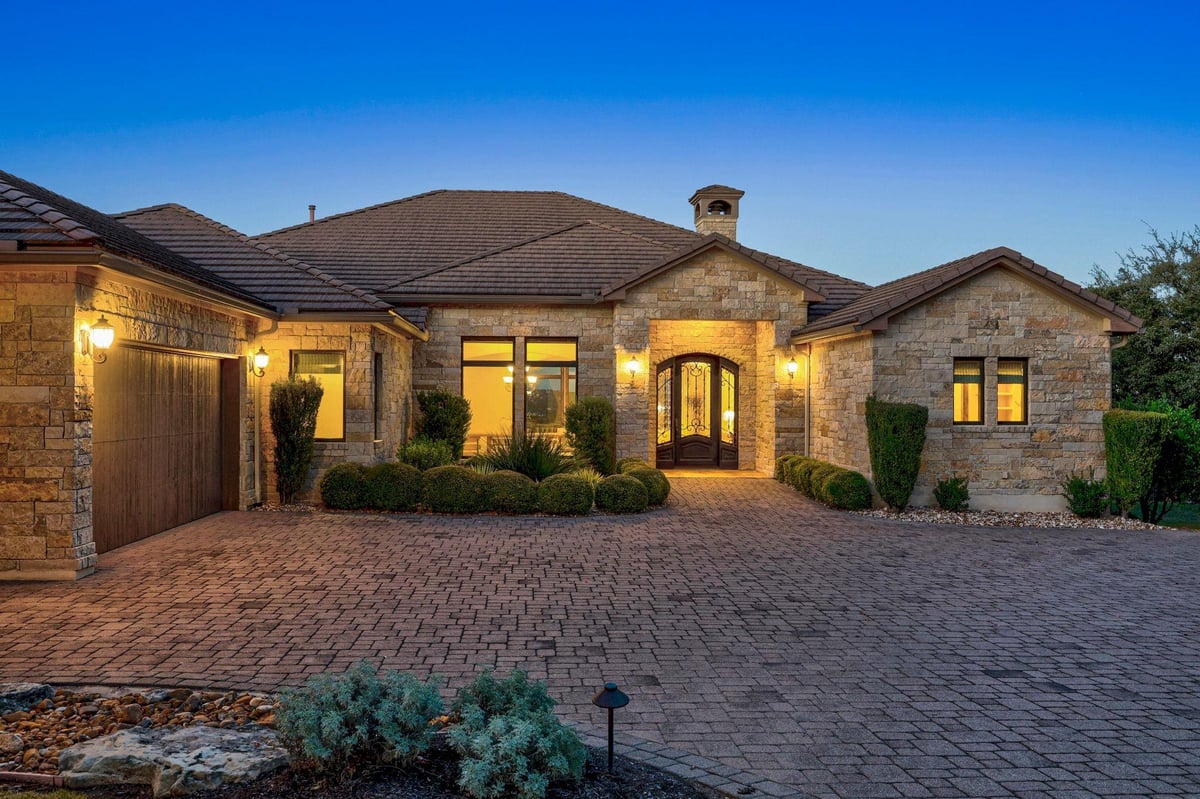 View 3809 Verano Dr in Barton Creek Ph 04 Sec H 3809 Verano Dr - front exterior - Luxury home in Barton Creek Ph 04 Sec H, Austin, TX