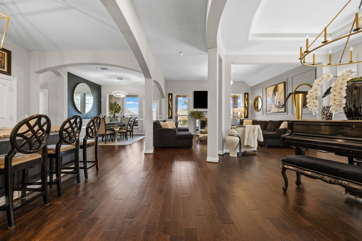 Living area at 381 Betony Loop - 4 bed 3 bath home