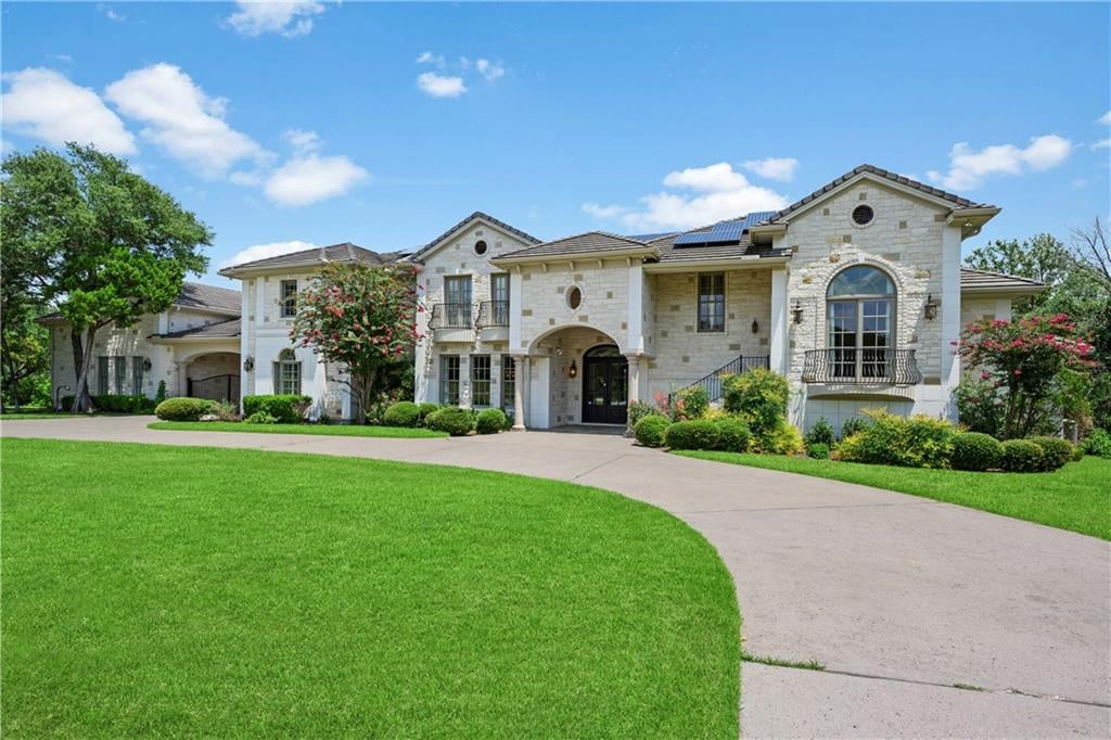 View 3813 Travis Country CIR in Regents 3813 Travis Country CIR - property photo 1 - Luxury home in Regents, Austin, TX