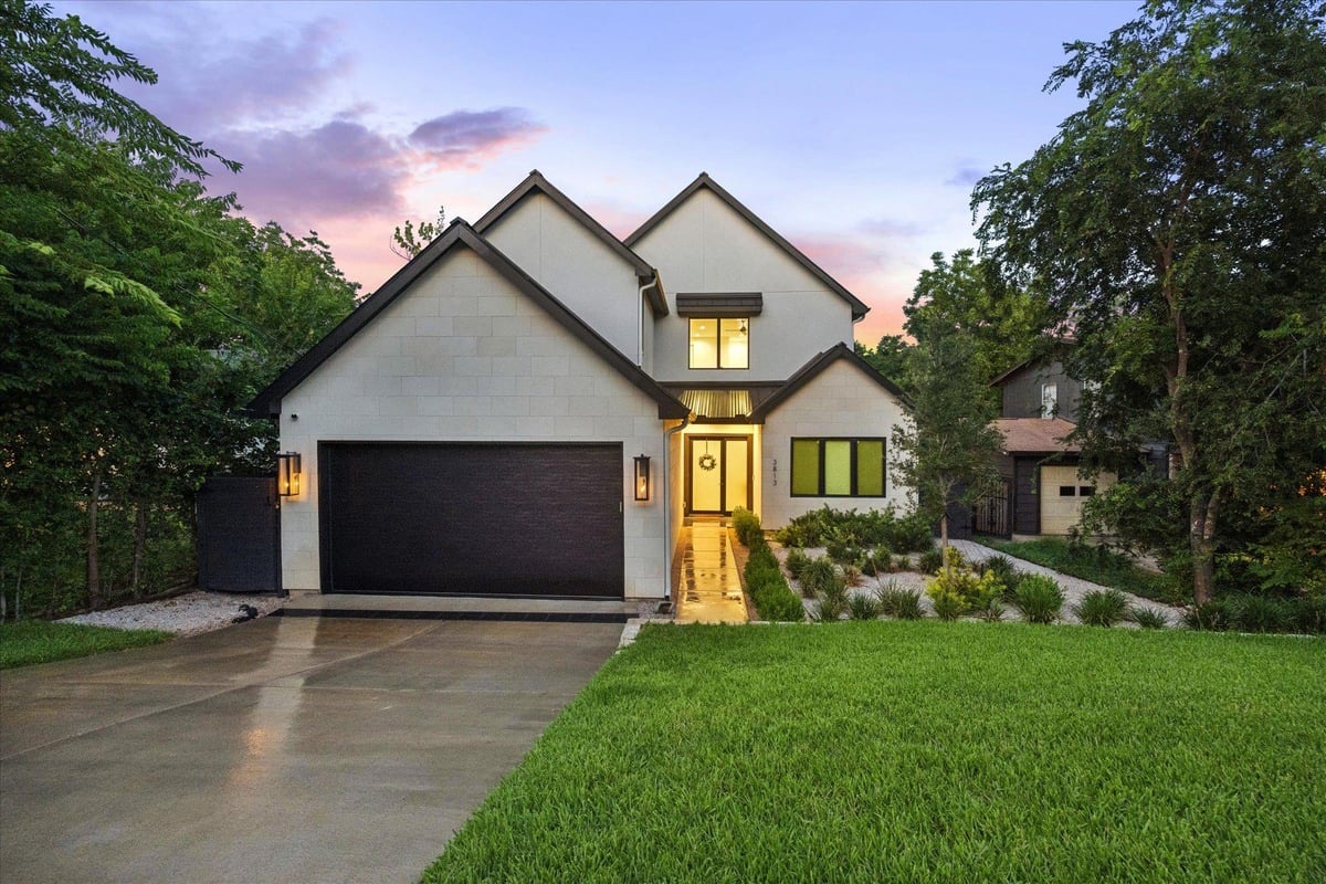 View 3813 Wilson ST in Williamson Add Sec 2 & Resubs 3813 Wilson ST - property photo 1 - Luxury home in Williamson Add Sec 2 & Resubs, Austin, TX