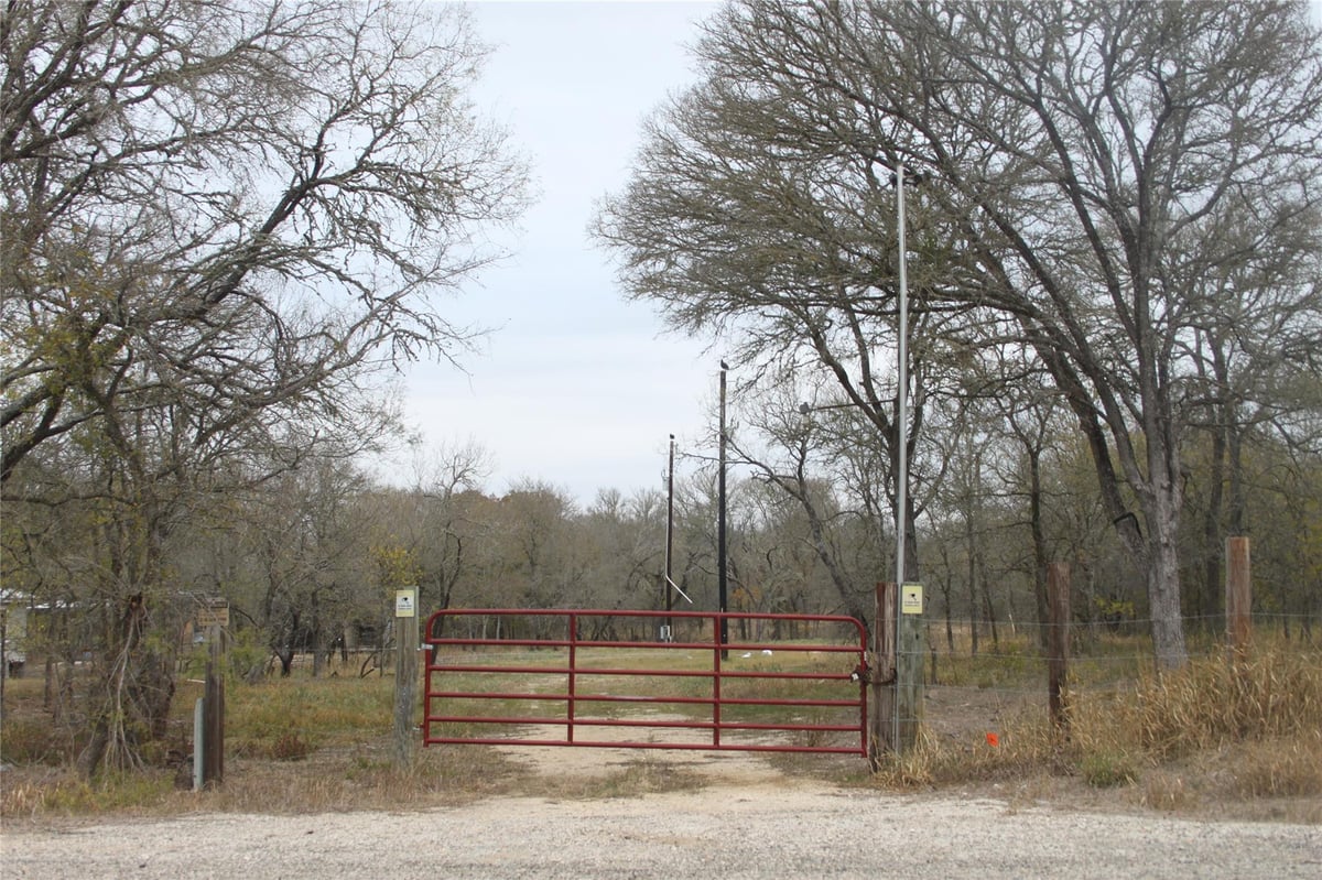 View 3816 FM 1854 in Rural Dale-Lytton-NE Of Lockhart Area 3816 FM 1854 - front exterior - Luxury home in Rural Dale-Lytton-NE Of Lockhart Area, Dale, TX