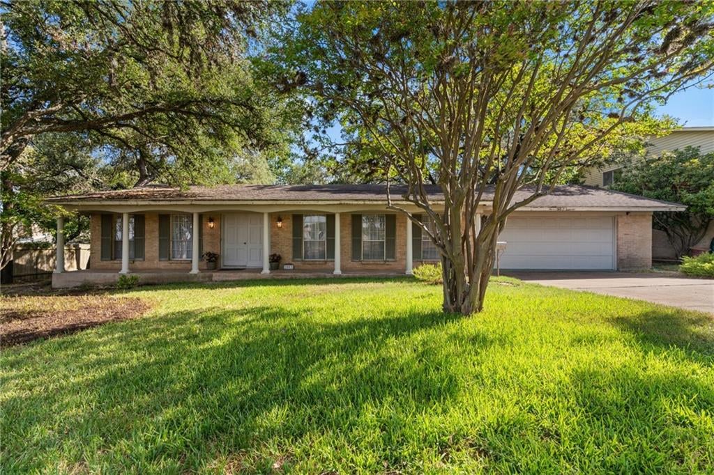 View 3823 North Hills Dr in Northwest Hills Sec 08 3823 North Hills Dr - front exterior - Luxury home in Northwest Hills Sec 08, Austin, TX