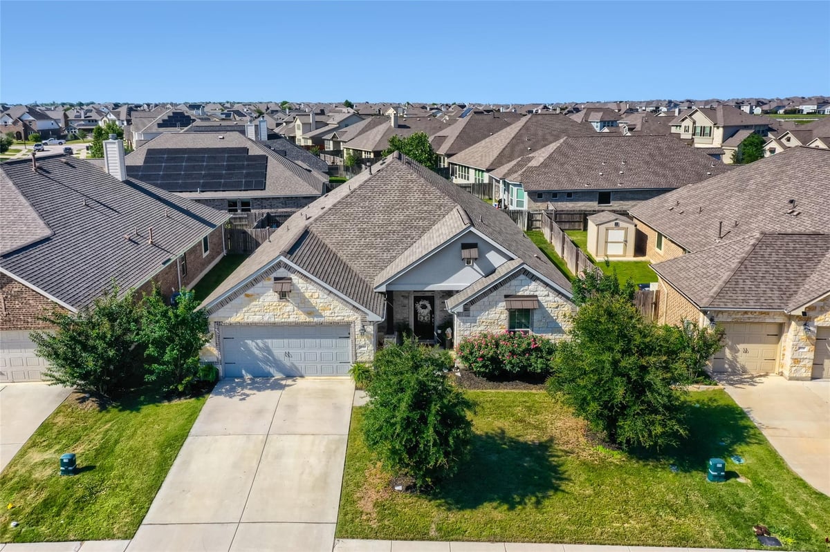View 3832 Raven Caw PASS in Blackhawk 3832 Raven Caw PASS - front exterior - Luxury home in Blackhawk, Pflugerville, TX